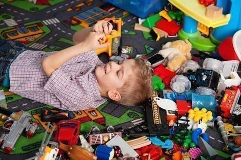 Four ways to minimize the toys mess.